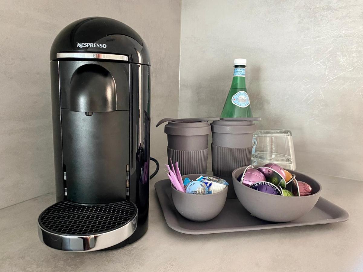 Modernes Apartment, Terrasse Und Garten Am Lilienthalpark Im Suedwesten Berlins エクステリア 写真