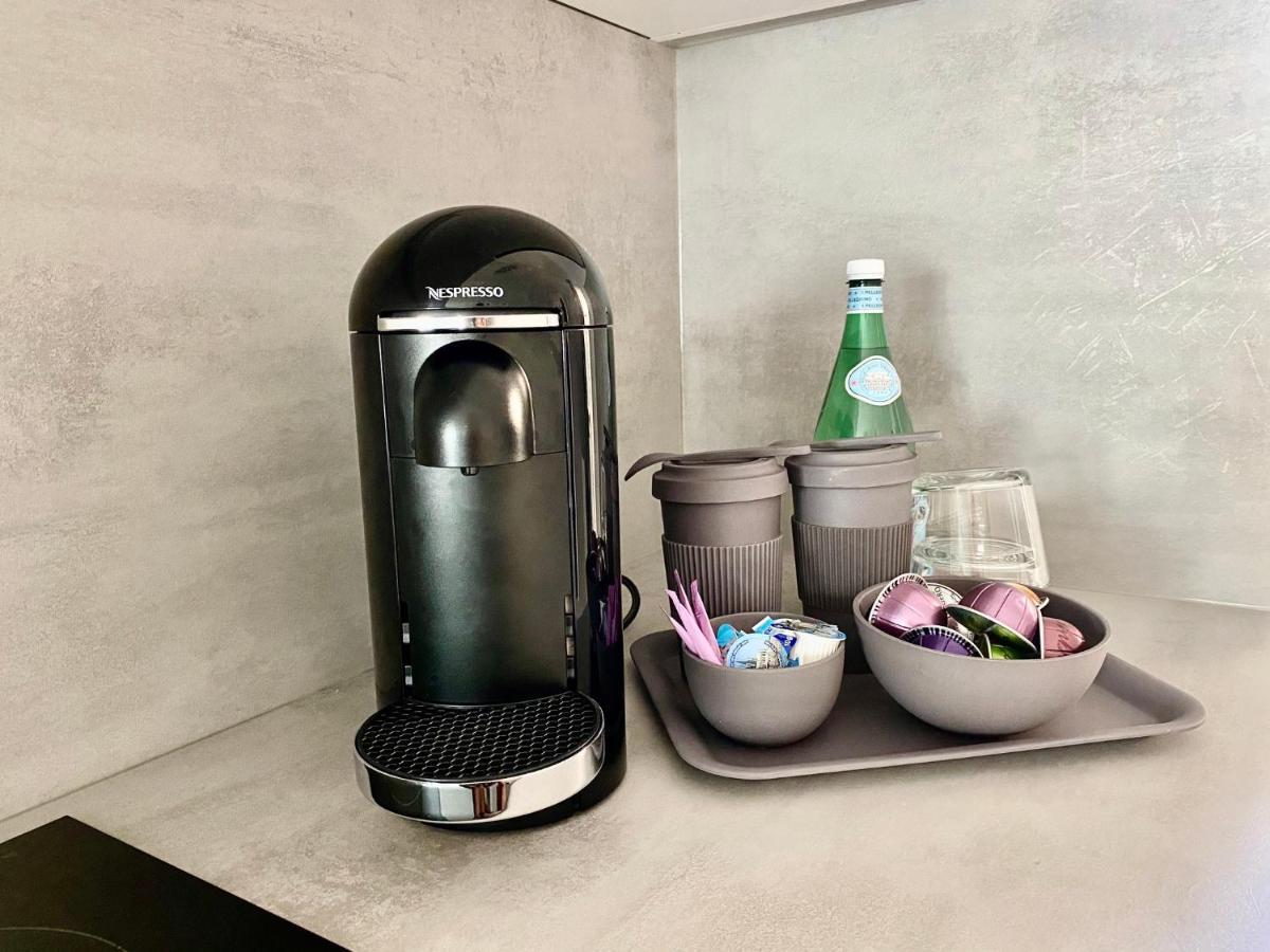 Modernes Apartment, Terrasse Und Garten Am Lilienthalpark Im Suedwesten Berlins エクステリア 写真
