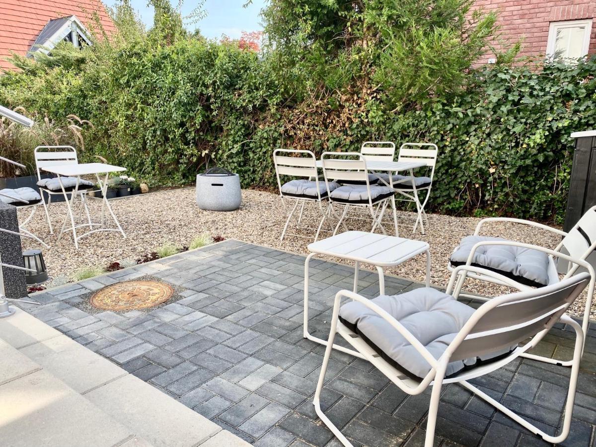 Modernes Apartment, Terrasse Und Garten Am Lilienthalpark Im Suedwesten Berlins エクステリア 写真